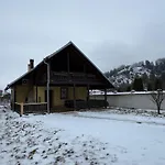 Mountain Family Chalet Rayovo