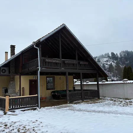 Chaletu Mountain Family Rayovo